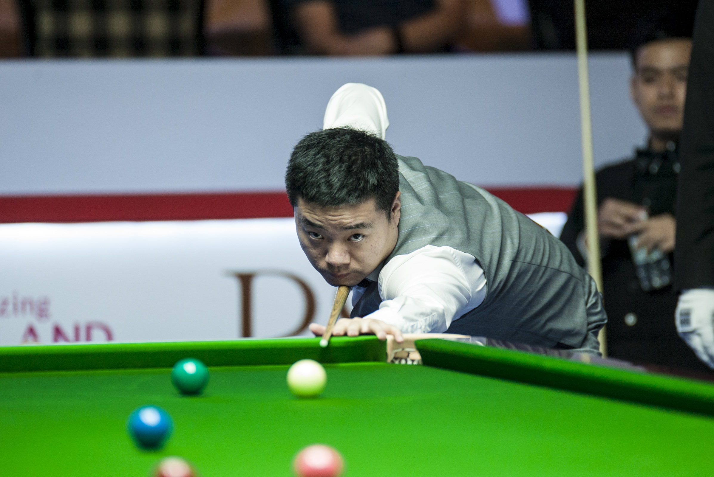 攻守平衡的 攻守平衡的